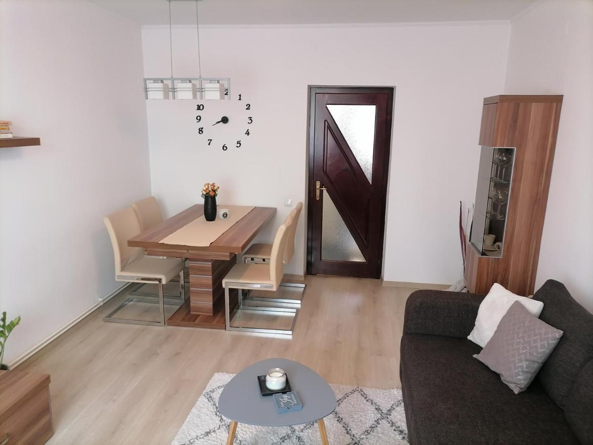 Apartamento Joy Apartman Sovata Exterior foto